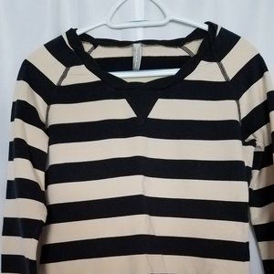 Hanna Andersson cute striped sweatshirt